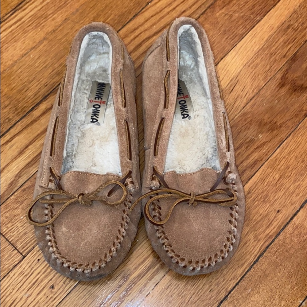 Minnetonka Slippers